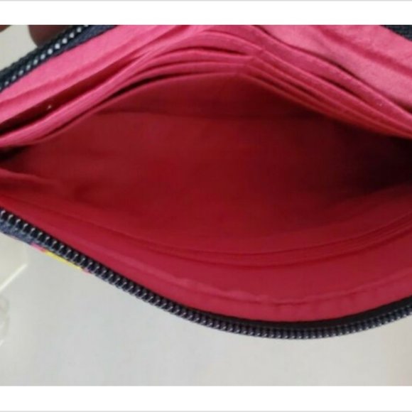 Bella Taylor Zealand Wallet Wristlet Pouch Small - Picture 5 of 8